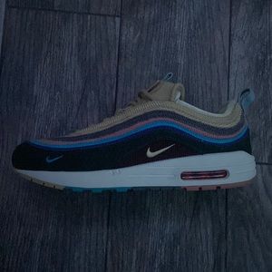 Sean Wotherspoon Air Maxes, Size 8.5 in men.
